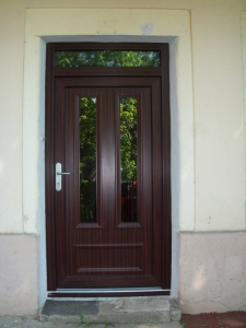 Referenční dveře